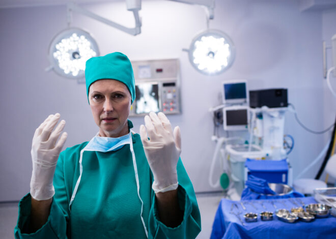 Οφθαλμοχειρουργοί: Τι κάνουν και πότε χρειάζεστε έναν